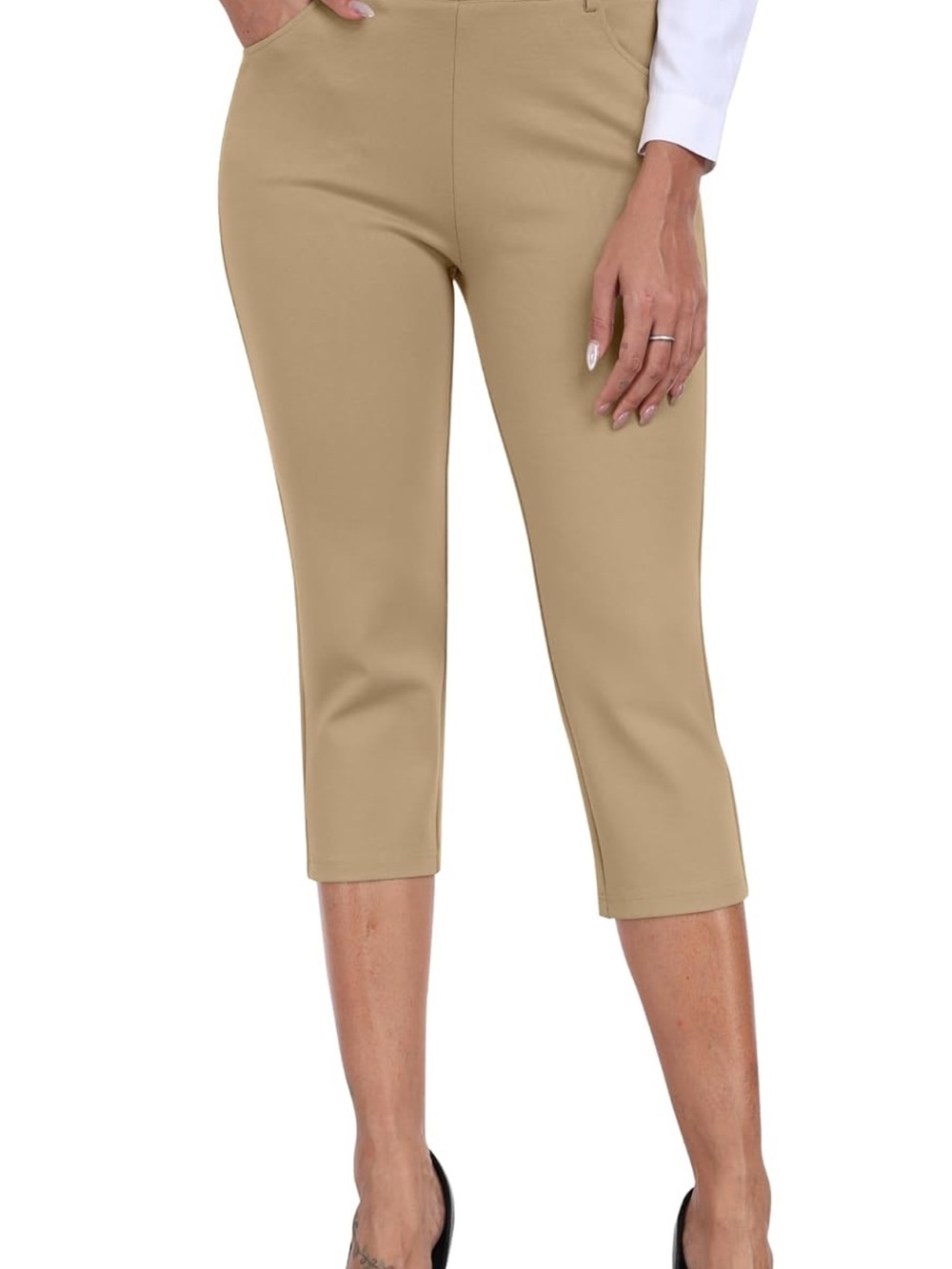 Yelete Slim-Fit Khaki Capri Pants